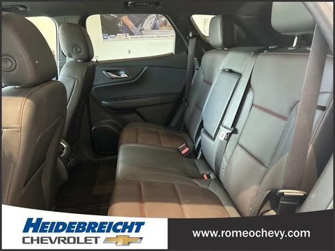 Used 2025 Chevrolet Blazer RS w/ Enhanced Convenience Package AWD/4WD image 12