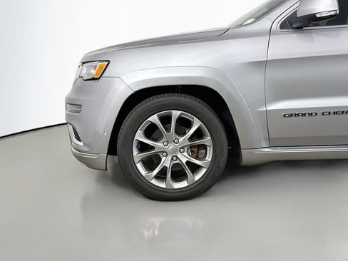 Used 2019 Jeep Grand Cherokee Summit AWD/4WD image 34
