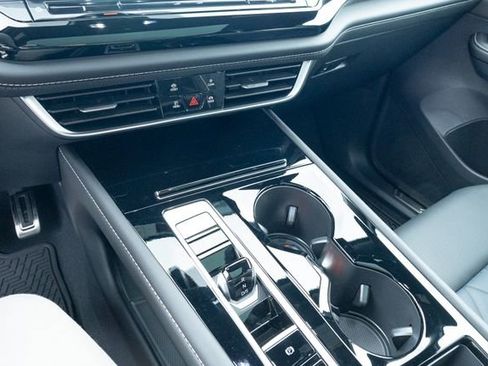 New 2026 Volkswagen Atlas Cross Sport SEL Premium R-Line AWD/4WD image 23