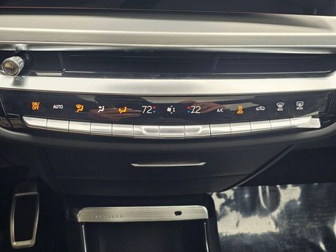 New 2026 Cadillac Lyriq V AWD/4WD image 31