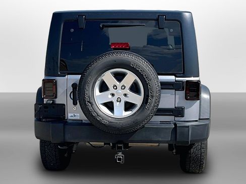Used 2015 Jeep Wrangler Unlimited Sport w/ Quick Order Package 24S AWD/4WD image 4