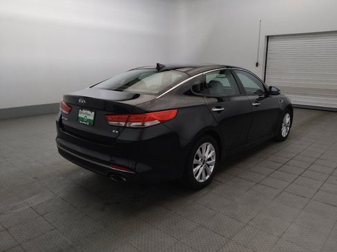 Used 2018 Kia Optima EX w/ Premium Package FWD image 9
