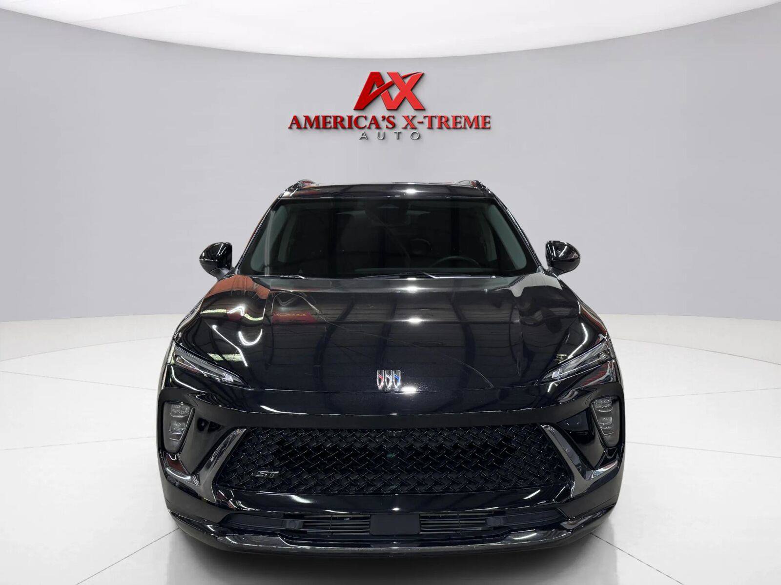 Used 2024 Buick Envision Sport Touring AWD/4WD image 3