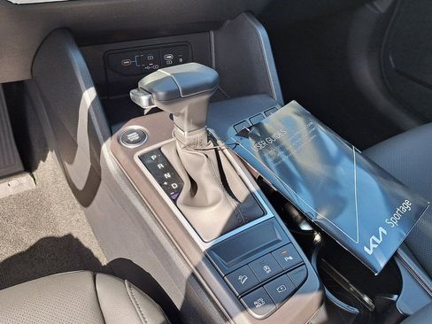 New 2026 Kia Sportage SX image 11