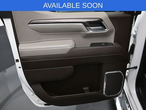Used 2024 Chevrolet Silverado 1500 LTZ w/ LTZ Premium Package AWD/4WD image 30