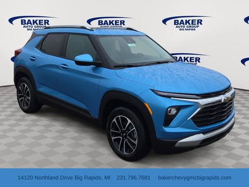 New 2026 Chevrolet TrailBlazer LT w/ LT Cold Weather Package FWD image 1