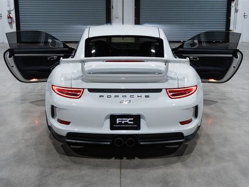 Used 2015 Porsche 911 GT3 RWD image 35
