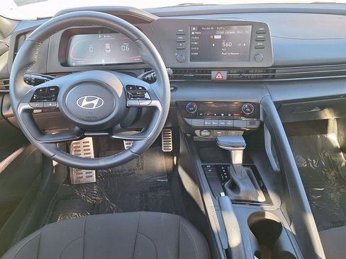 New 2025 Hyundai Elantra Sport image 13