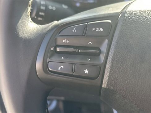 Certified 2024 Hyundai Venue Limited image 26