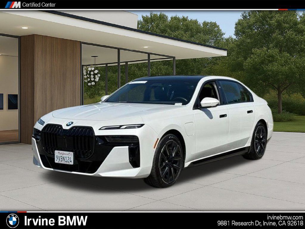 Used 2026 BMW 750e xDrive AWD/4WD image 1