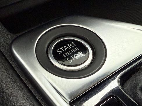 Used 2024 Nissan Sentra SV image 15