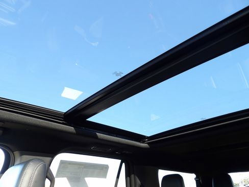 New 2025 Ford Expedition Max Platinum w/ Stealth Performance Package AWD/4WD image 38