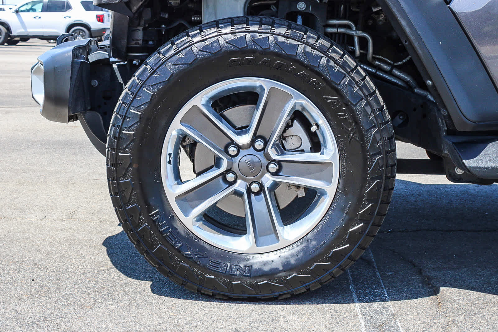 Used 2020 Jeep Wrangler Unlimited Sahara AWD/4WD image 11