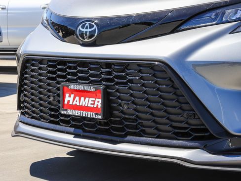 New 2026 Toyota Sienna XSE AWD/4WD image 9