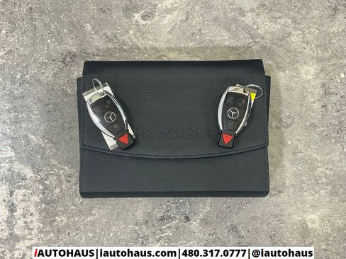 Used 2017 Mercedes-Benz SL 550 image 52