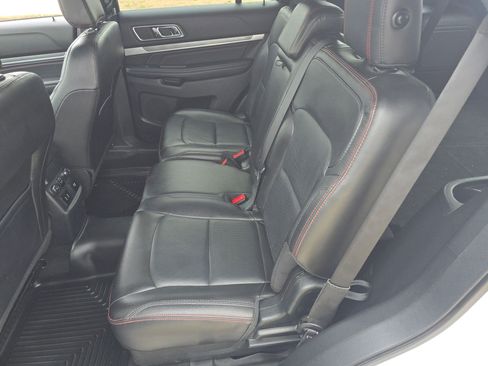 Used 2018 Ford Explorer Sport w/ Equipment Group 401A image 13