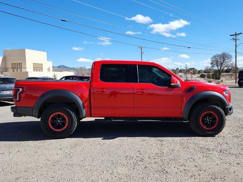Used 2018 Ford F150 Raptor w/ Equipment Group 802A Luxury image 7