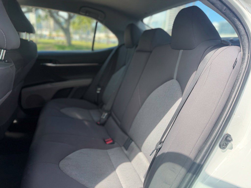 Used 2021 Toyota Camry LE FWD image 14