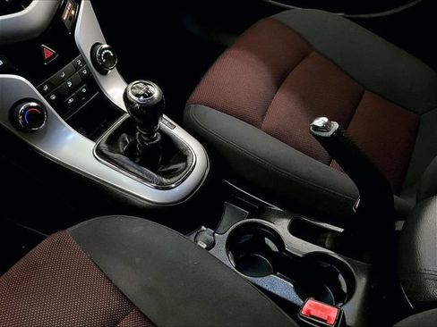 Used 2013 Chevrolet Cruze Eco w/ Enhanced Safety Package FWD image 17