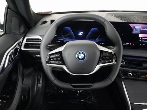 New 2026 BMW i4 eDrive40 w/ Parking Assistance Package RWD image 3