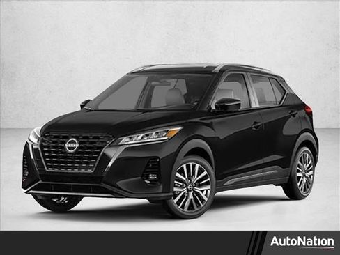 Used 2023 Nissan Kicks SV image 1