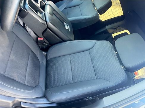 Used 2021 Chevrolet Silverado 1500 Custom Trail Boss w/ LPO, Dark Essentials Package image 19