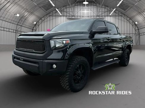 Used 2016 Toyota Tundra SR5 w/ SR5 Upgrade Package AWD/4WD image 4