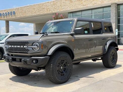 New 2026 Ford Bronco Badlands AWD/4WD image 10