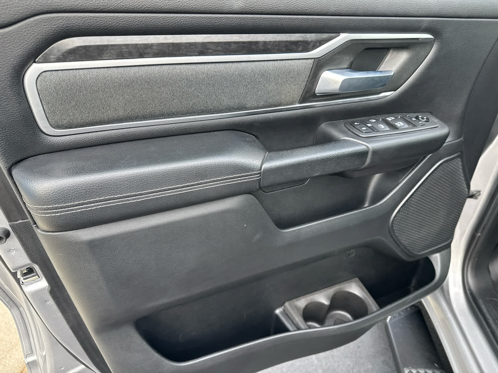 Used 2021 RAM 1500 Big Horn AWD/4WD image 17