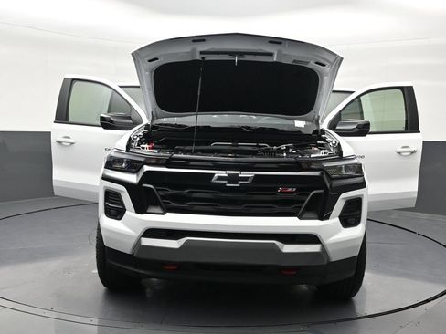 Used 2026 Chevrolet Colorado Z71 w/ Z71 Convenience Package 2 AWD/4WD image 38