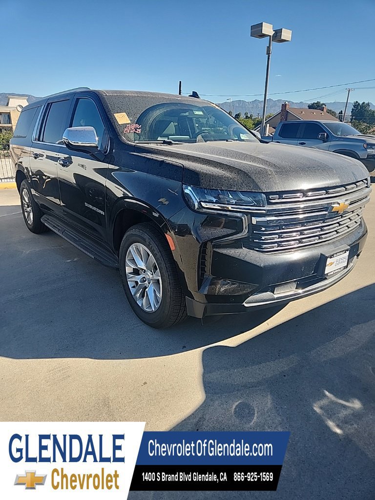 Used 2023 Chevrolet Suburban Premier RWD image 8