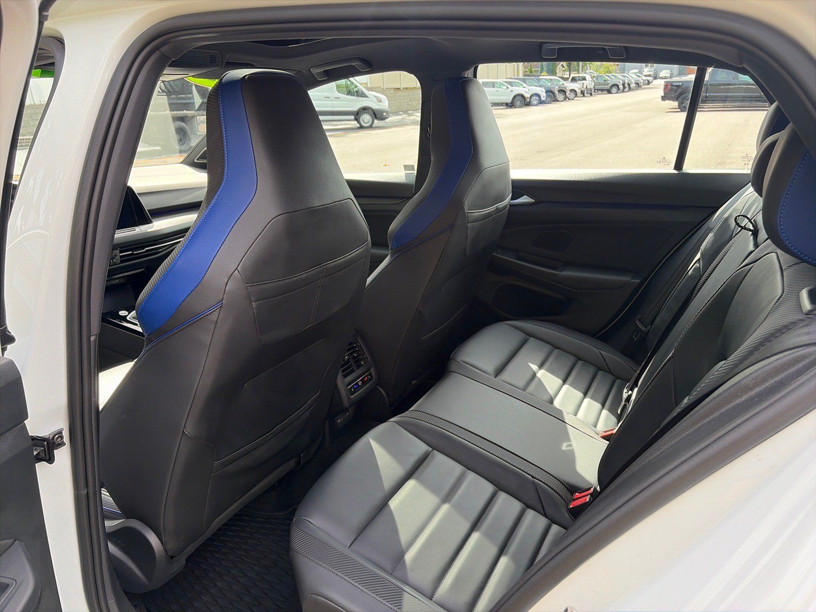 Used 2024 Volkswagen Golf R AWD/4WD image 10