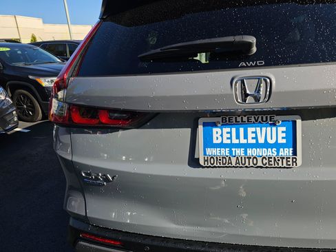 Used 2025 Honda CR-V Sport-L image 16