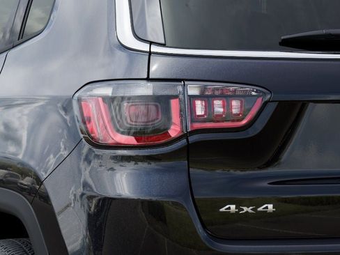 New 2026 Jeep Compass Limited AWD/4WD image 10