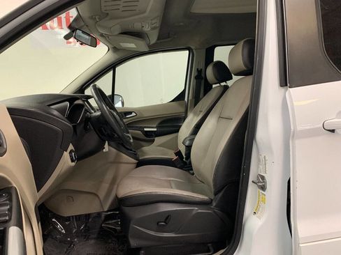 Used 2015 Ford Transit Connect XLT image 13