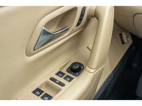 Used 2014 Volkswagen CC Sport image 27