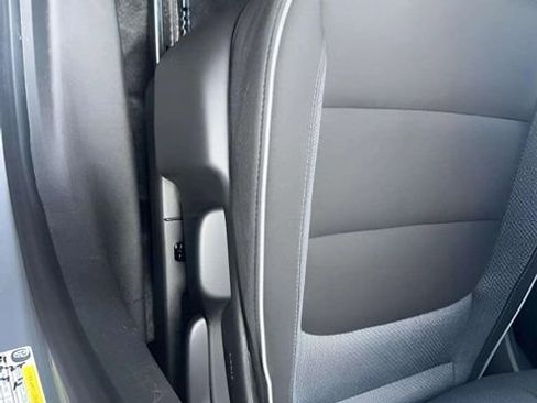 Used 2025 Chevrolet TrailBlazer LT image 7