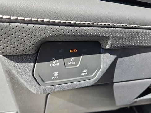 New 2026 Volkswagen Atlas Cross Sport SE AWD/4WD image 29