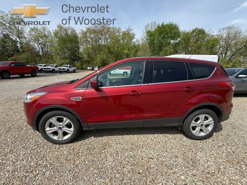 Used 2016 Ford Escape SE FWD image 3