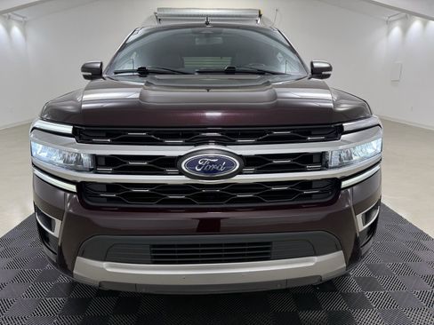 Used 2024 Ford Expedition Limited image 2