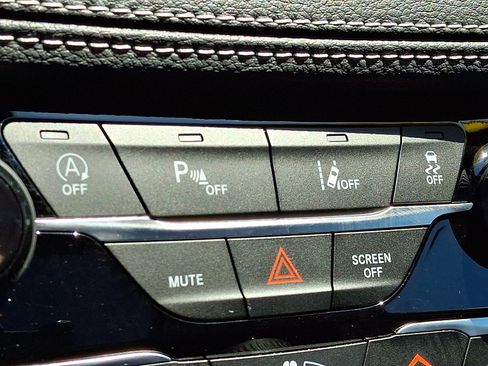 Used 2026 Chrysler Pacifica Limited w/ S Appearance Package AWD/4WD image 26
