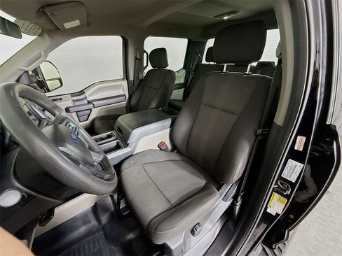 Used 2017 Ford F150 XL w/ Equipment Group 101A Mid image 11