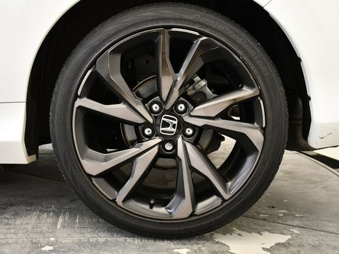 Used 2020 Honda Civic Touring image 13