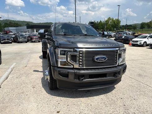 Used 2020 Ford F450 Platinum w/ FX4 Off-Road Package AWD/4WD image 4