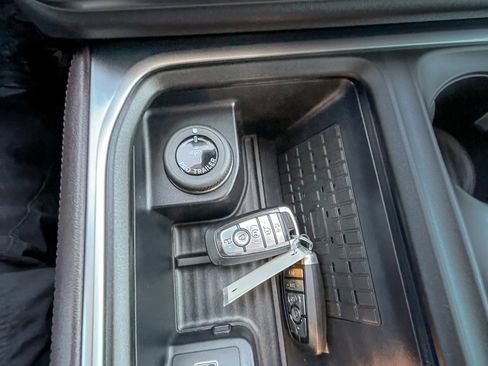 Used 2025 Ford Expedition Max Platinum w/ Platinum Ultimate Package image 21