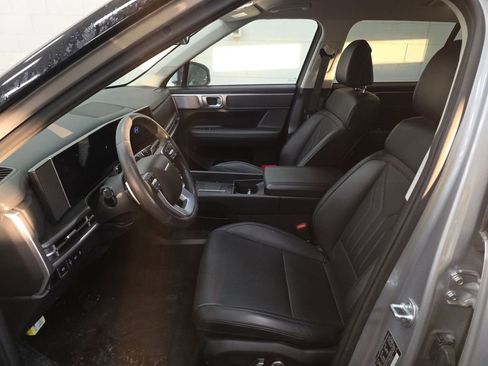 Used 2025 Hyundai Santa Fe SEL image 6