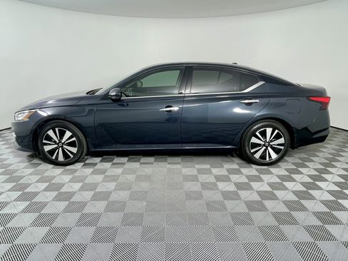 Used 2021 Nissan Altima 2.5 SL image 2