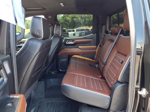 Used 2025 GMC Sierra 1500 Denali Ultimate AWD/4WD image 14
