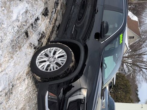 Used 2024 GMC Acadia Elevation w/ Trailering Package image 8