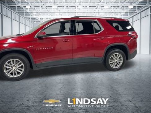 Used 2022 Chevrolet Traverse LT image 6